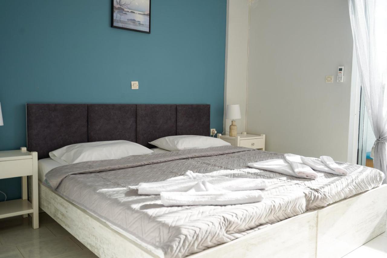 Amvrosia Apartments Мастрихари Екстериор снимка