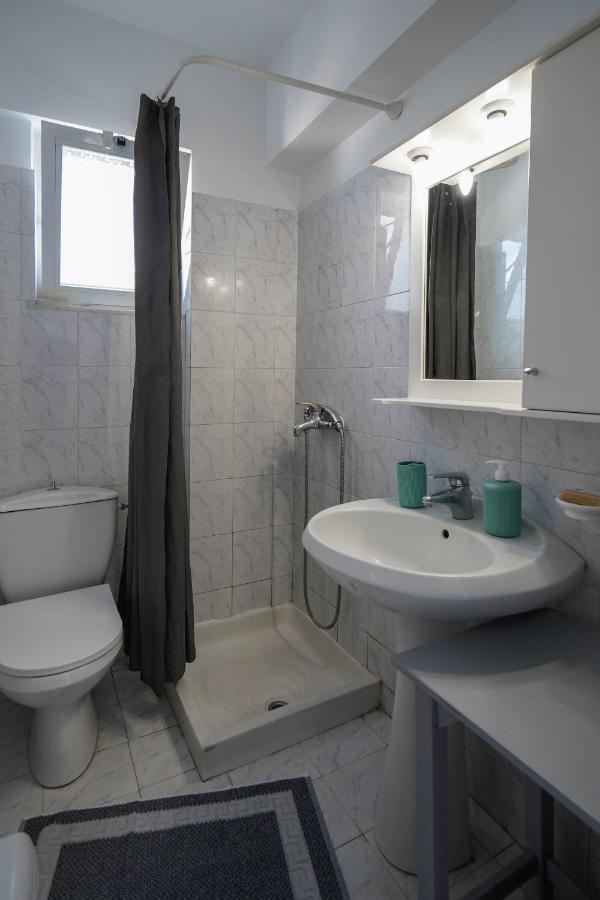 Amvrosia Apartments Мастрихари Екстериор снимка