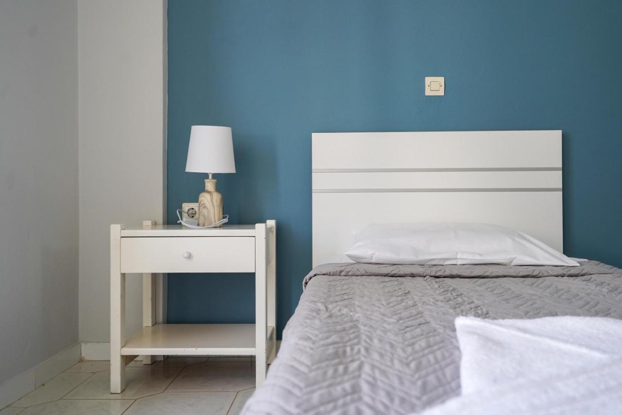 Amvrosia Apartments Мастрихари Екстериор снимка